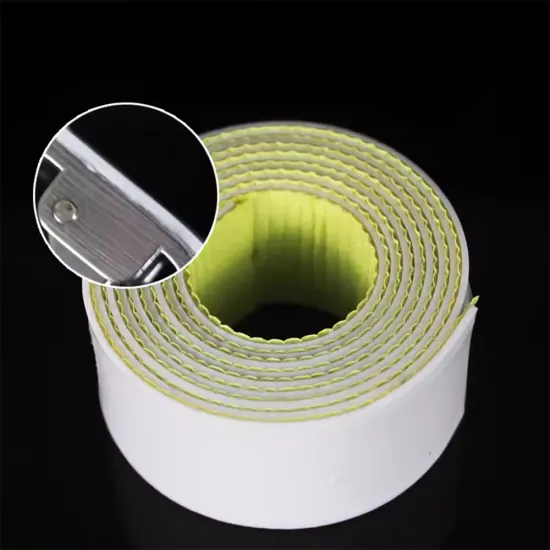 Banda din teflon adezivata pentru piciorus presor, pentru masini de cusut industriale si casnice, grosime 1mm, latime 2,5cm
