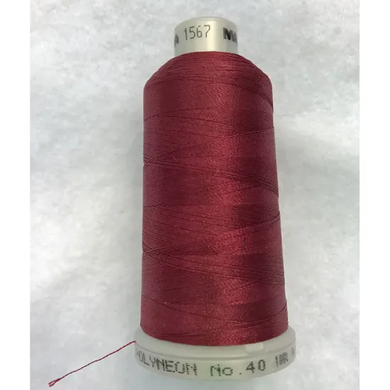Ata de brodat polyneon Pickled Beet, 100% polyester, finete 40, con 1000 metri, cutie 10 conuri
