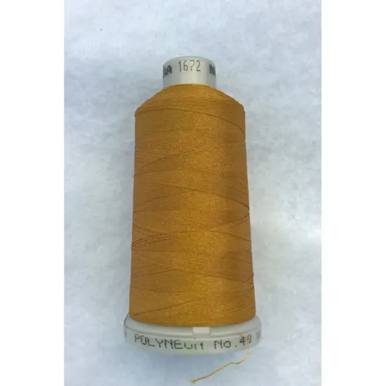 Ata de brodat polyneon Toasted Almond, 100% polyester, finete 40, con 1000 metri, cutie 10 conuri