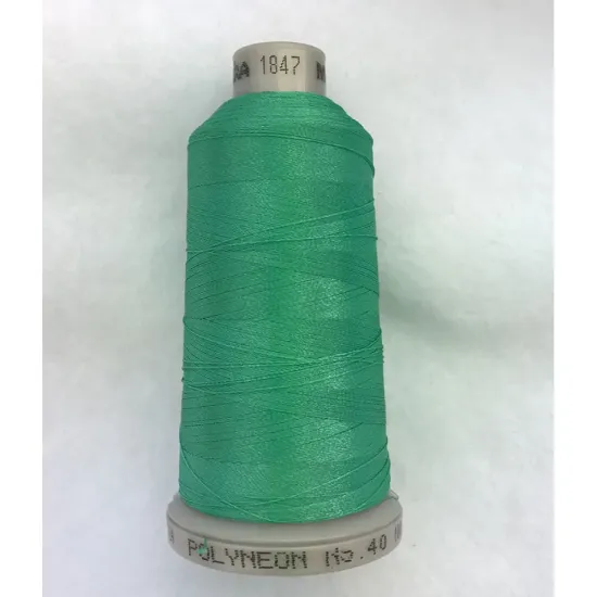 Ata de brodat polyneon Sea Foam Green, 100% polyester, finete 40, con 1000 metri, cutie 10 conuri