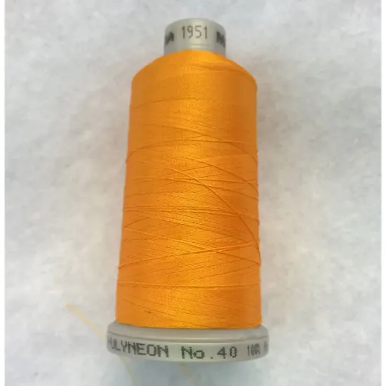 Ata de brodat polyneon Pumpkin Chiffon, 100% polyester, finete 40, con 1000 metri, cutie 10 conuri