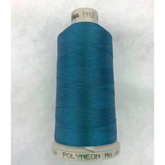 Ata de brodat polyneon Rough Caribbean Sea, 100% polyester, finete 40, con 1000 metri, cutie 10 conuri