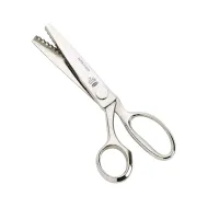 Foarfeca de croitorie din otel carbon C50 nichelat, lame zimtate pentru taiere zig-zag, manere inegale, Premax, colectia Classica, 19cm (7-1/2″)