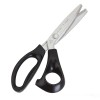 Foarfeca de croitorie din otel carbon C50 nichelat, lame zimtate pentru taiere zig-zag, manere inegale, Premax, colectia Classica, 23cm (9″)