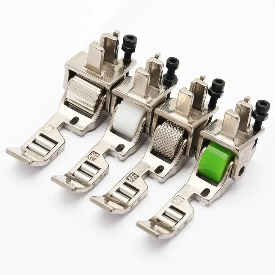Piciorus presor reglabil cu rotita dintata de teflon si role mici pe talpa pentru aplicat banda cu dispozitiv A10, pentru masini industriale de cusut simple cu 1 ac, latime tiv 1/8" (3,2mm)