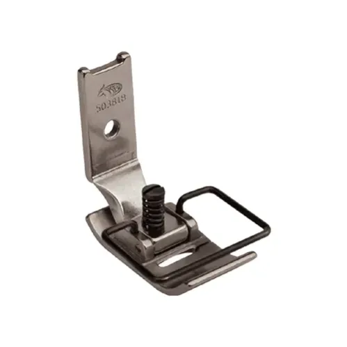 Piciorus cu aparator de ac pentru materiale medii, pentru masini industriale de cusut zig-zag