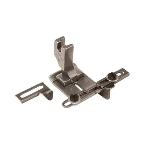 Piciorus cu ghidaj suplimentar reglabil pentru inserarea unei benzi, transport concomitent prin tija de ac, pentru masini de cusut industriale simple cu 1 ac, cu ajustare stanga-dreapta 0 ~ 20mm
