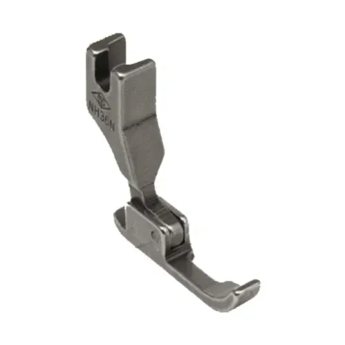 Piciorus de fermoar dreapta cu transport concomitent prin tija de ac pentru masini industriale de cusut simple cu 1 ac NECCHI, latime talpa 5,4mm