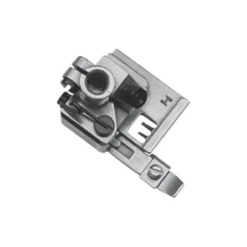 Set conversie pentru masini industriale de cusut acoperire cu 3 ace Siruba F007E-W222/FQ, 5.6mm (7/32″)