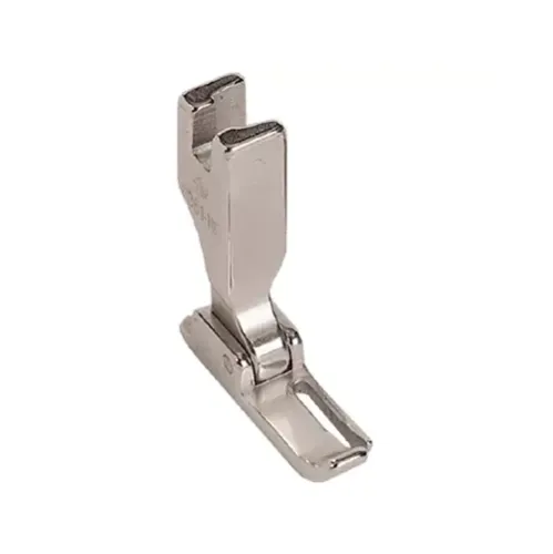 Piciorus de fermoar dreapta, talpi inegale, cu transport concomitent prin tija de ac pentru masini industriale de cusut simple cu 1 ac, latime talpa 8mm