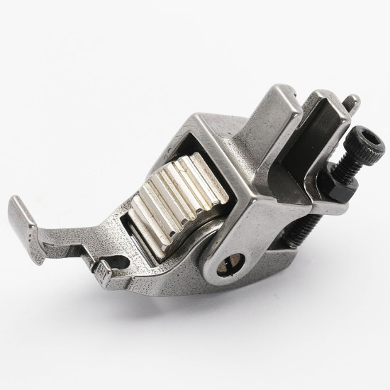 Piciorus presor reglabil cu rola dintata de metal ingusta pentru dispozitiv A10, pentru masini industriale de cusut simple cu 1 ac