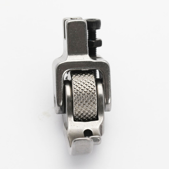 Piciorus presor reglabil cu rola zimtata de metal ingusta pentru dispozitiv A10, pentru masini industriale de cusut simple cu 1 ac
