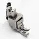 Piciorus compensator stanga ingust cu rola dintata de metal pentru masini industriale de cusut simple cu 1 ac, 1/32" (1mm)