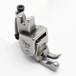 Piciorus compensator stanga ingust cu rola de silicon pentru masini industriale de cusut simple cu 1 ac, 1/32" (1mm)