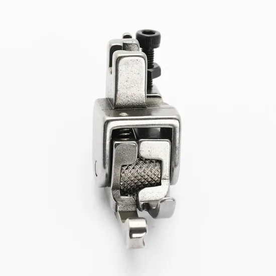 Piciorus compensator stanga ingust cu rola zimtata de metal pentru masini industriale de cusut simple cu 1 ac, 1/32" (1mm)