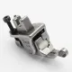 Piciorus compensator dreapta ingust cu rola dintata de teflon, pentru masini industriale de cusut simple cu 1 ac, 1/16" (1.6mm)