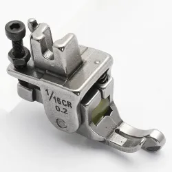 Piciorus compensator dreapta ingust cu rola de silicon, pentru masini industriale de cusut simple cu 1 ac, 1/16" (1.6mm)