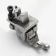 Piciorus compensator dreapta ingust cu rola zimtata de metal, pentru masini industriale de cusut simple cu 1 ac, 1/32" (1mm)