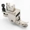 Piciorus compensator cu ghidaj pe partea dreapta si rola dintata de metal pentru masini industriale de cusut simple cu 1 ac