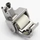 Piciorus compensator stanga lat cu rola dintata de teflon si rola metalica pe talpa pentru masini industriale de cusut simple cu 1 ac