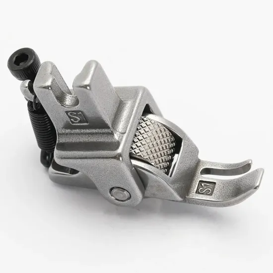 Piciorus reglabil cu rola zimtata de metal pentru fermoar dreapta, pentru masini industriale de cusut simple cu 1 ac