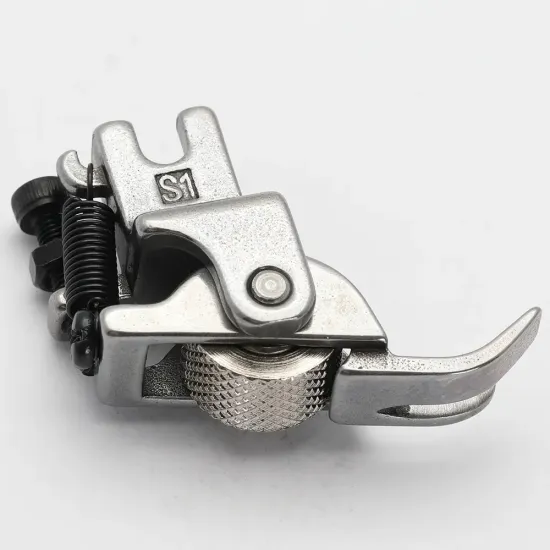 Piciorus reglabil cu rola zimtata de metal pentru fermoar dreapta, pentru masini industriale de cusut simple cu 1 ac