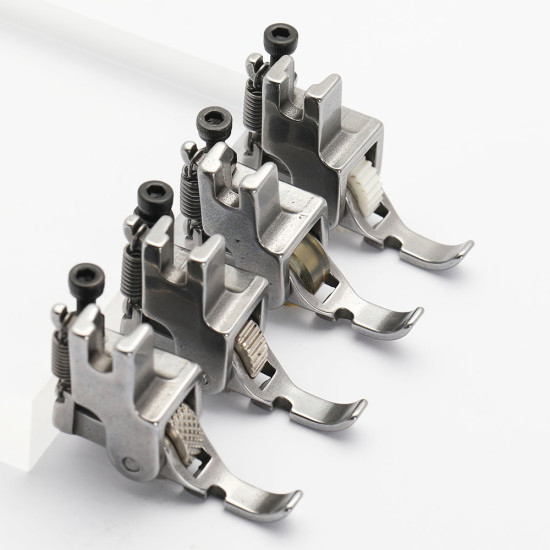 Piciorus cu rola dintata de metal pentru cusut fermoar pe partea stanga, pentru masini industriale de cusut simple cu 1 ac