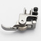 Piciorus cu rola dintata de metal pentru cusut fermoar pe partea dreapta, pentru masini industriale de cusut simple cu 1 ac