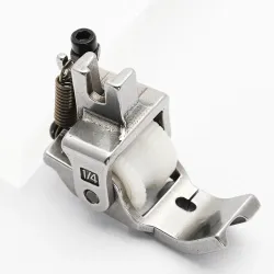 Piciorus reglabil cu rola dintata de teflon si canal pe partea stanga pentru piping, pentru masini industriale de cusut simple cu 1 ac, latime canal 6mm