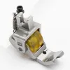 Piciorus reglabil cu rola de silicon si canal pe partea stanga pentru piping, pentru masini industriale de cusut simple cu 1 ac, latime canal 3mm