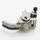 Piciorus reglabil cu rola de silicon si canal pe partea stanga pentru piping, pentru masini industriale de cusut simple cu 1 ac, latime canal 3mm