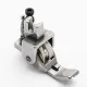 Piciorus reglabil cu rola zimtata de metal si canal pe partea stanga pentru piping, pentru masini industriale de cusut simple cu 1 ac, latime canal 3mm