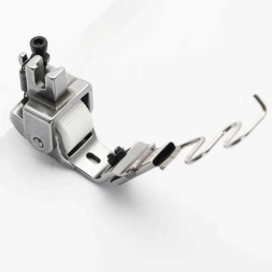 Piciorus presor cu rola dintata de teflon, cu ghidaj spirala si tub pentru atasat siret, elastic sau banda cu latimea de pana la 10mm, pentru masini industriale de cusut simple cu 1 ac