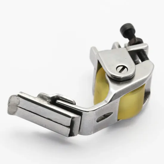 Piciorus presor cu rola de silicon si tub pentru atasat siret, elastic sau banda cu latimea de pana la 10mm, pentru masini industriale de cusut simple cu 1 ac