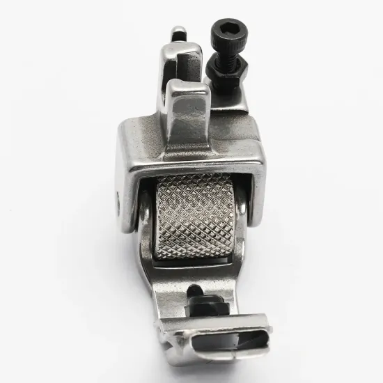Piciorus presor cu rola zimtata de metal si tub pentru atasat siret, elastic sau banda cu latimea de pana la 10mm, pentru masini industriale de cusut simple cu 1 ac