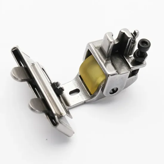 Piciorus presor cu rola de silicon si tub pentru atasat siret, elastic sau banda cu latimea de pana la 4cm, pentru masini industriale de cusut simple cu 1 ac