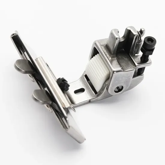 Piciorus presor cu rola dintata de teflon si tub pentru atasat siret, elastic sau banda cu latimea de pana la 5cm, pentru masini industriale de cusut simple cu 1 ac