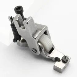 Piciorus presor reglabil cu rola dintata de teflon pentru cusut fermoar ascuns, pentru masini industriale de cusut simple cu 1 ac
