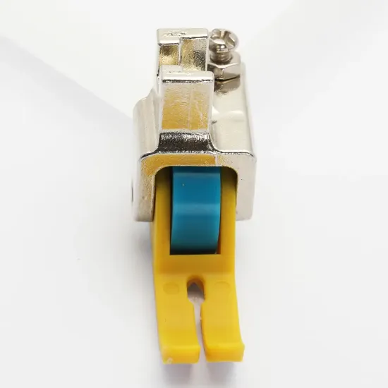 Piciorus teflonat orange cu rola de teflon pentru masini industriale de cusut simple cu 1 ac
