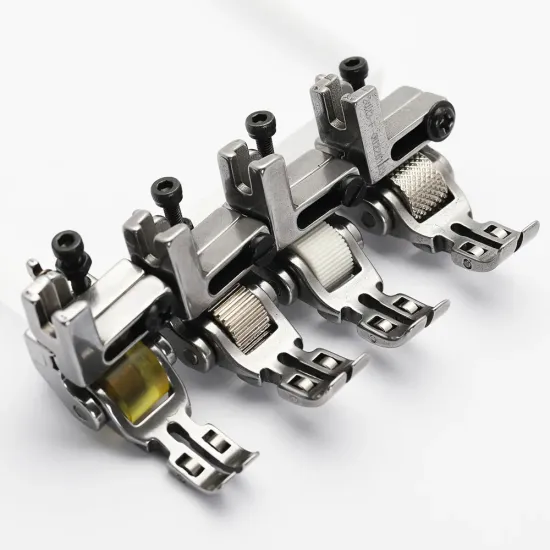 Piciorus presor cu rola dintata de teflon prevazut cu role mici pe talpa pentru masini industriale de cusut simple cu 1 ac