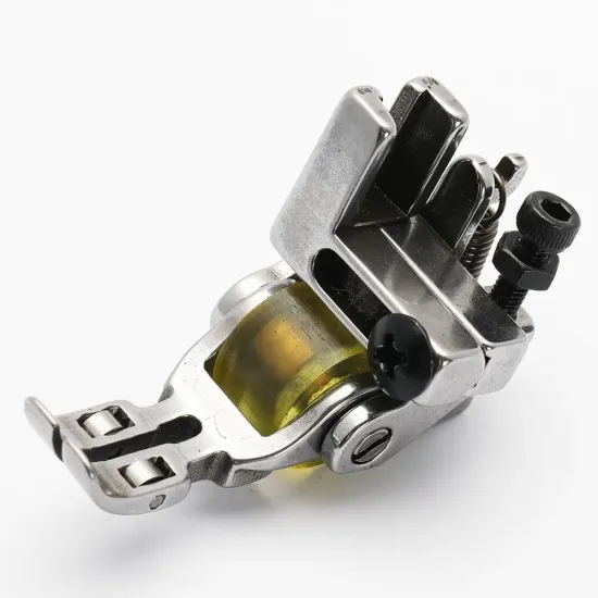Piciorus presor cu rola de silicon prevazut cu role mici pe talpa pentru masini industriale de cusut simple cu 1 ac