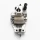 Piciorus presor cu rola dintata de metal si ghidaj reglabil pentru masini industriale tip uberdeck de cusut acoperire cu 3 ace, distanta intre ace 6,4mm