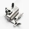 Piciorus presor cu rola dintata de metal si ghidaj reglabil pentru masini industriale tip uberdeck de cusut acoperire cu 3 ace si 5 fire, distanta intre ace 5,6mm